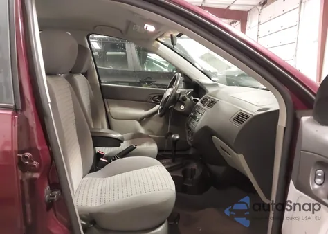 2006 Ford Focus Zx4 z USA, uszkodzony, nr VIN 1FAFP34N66W203547